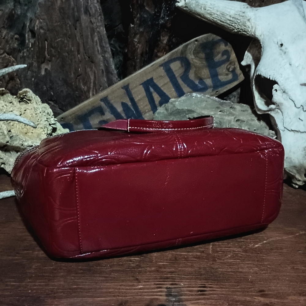 Coach 'gallery' signature embossed patent leather bag #f19462 - Picture 8 of 10